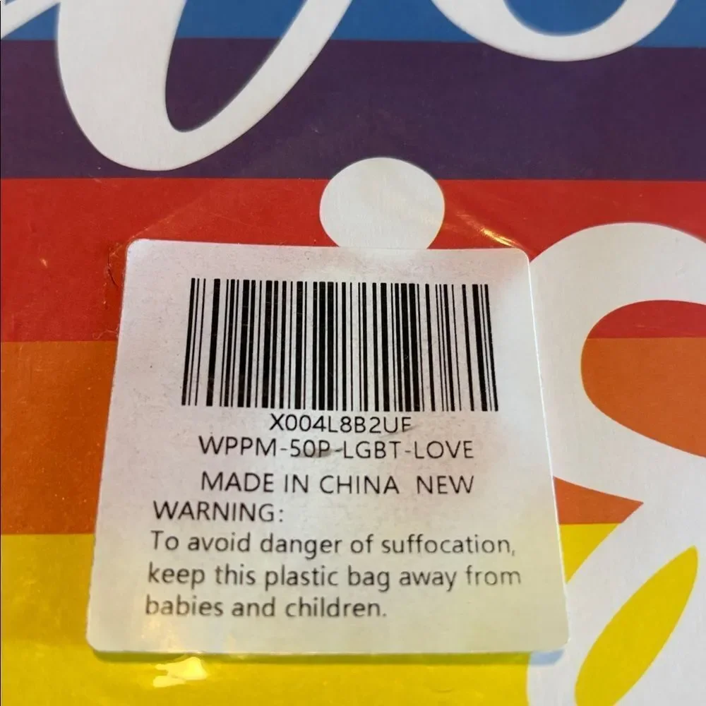 Love is love 50 paper placemats LGBTQ